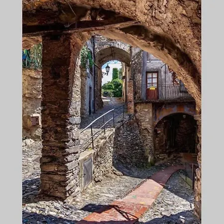 La Lanterna Apartment Carate Urio